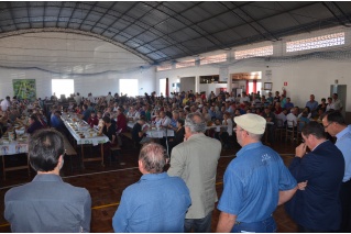 Dia do Colono e do Motorista foi de homenagens pela região
