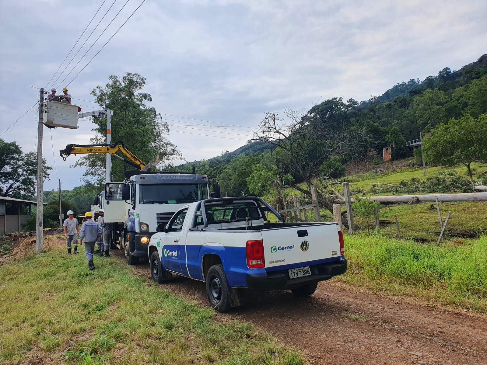 Mais de 200 profissionais da Cooperativa Certel atuaram em restabelecimento de energia