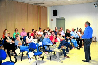 Certel compartilhou experiências com pós-graduandos da Univates