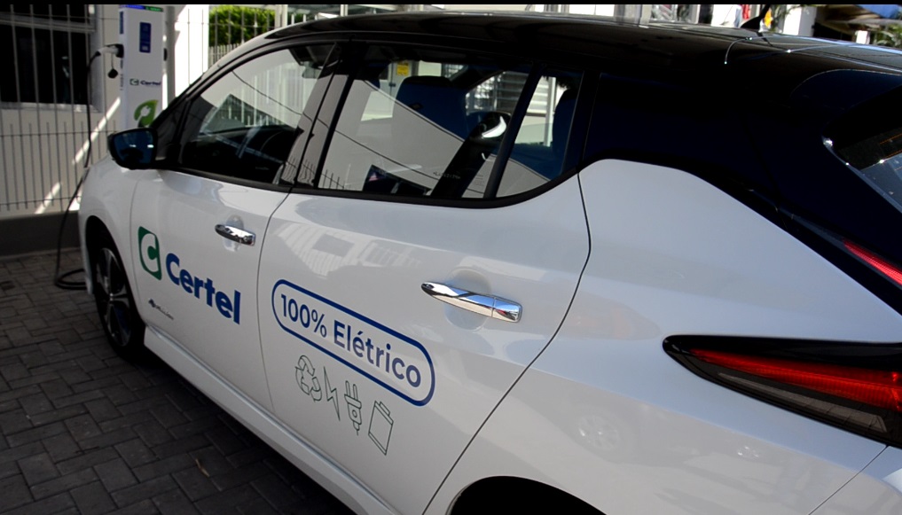 Certel se antecipa à participação de veículos elétricos nas vendas globais, que devem chegar a 50% em 2033