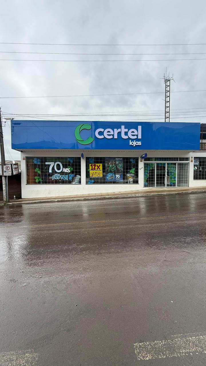 Fachada Lojas Certel