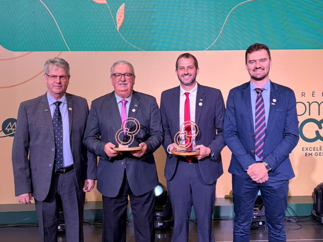 Certel recebe prêmio de excelência em gestão da OCB