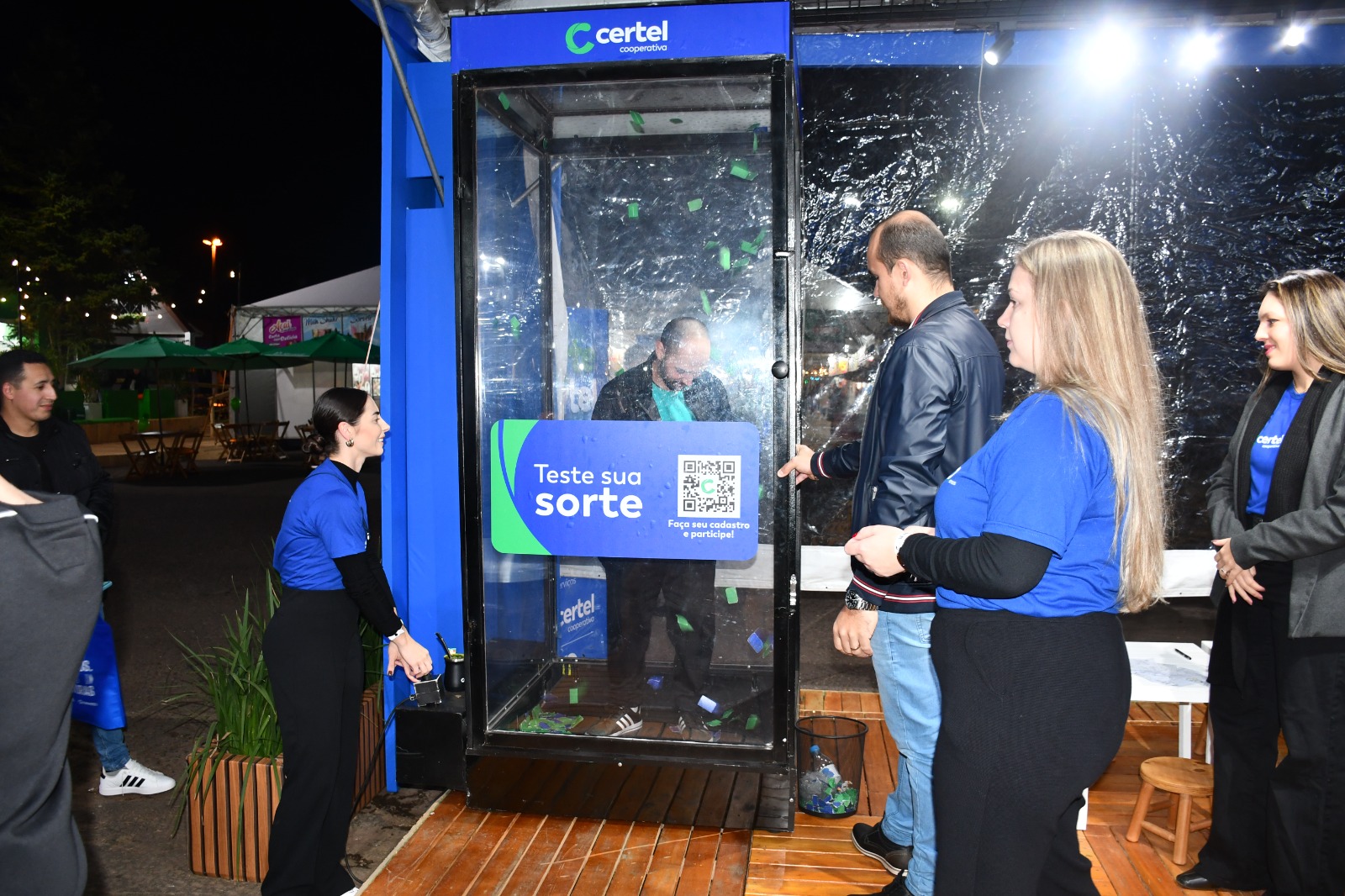 Cabine da Sorte divertiu e premiou os visitantes
